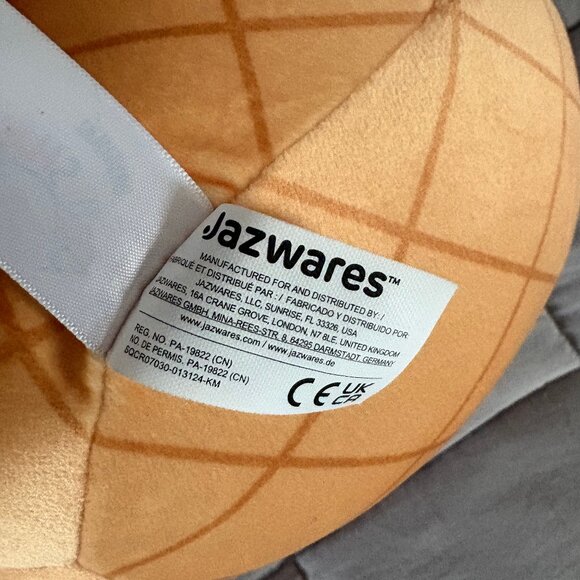 LIKE NEW, Squishmallows Sanjay Pink Ice Cream Sundae With Bowtie Plush Toy - Picture 4 of 8